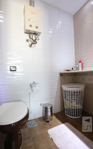 Apartamento à venda com 98m², 2 quartos e 2 vagasBanheiro da Suíte