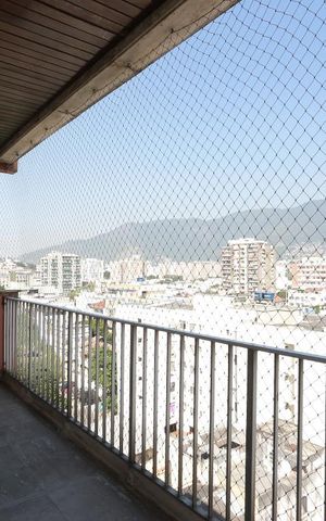Apartamento à venda com 98m², 2 quartos e 2 vagasVaranda da Sala