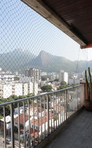Apartamento à venda com 98m², 2 quartos e 2 vagasVaranda da Sala