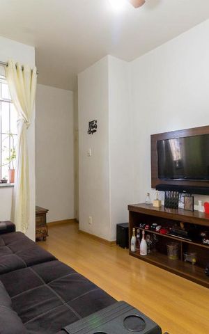 Apartamento à venda com 98m², 3 quartos e sem vaga Apartamento à venda com 98m², 3 quartos e sem vagaSala