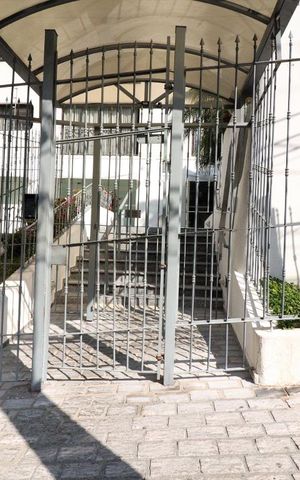 Apartamento para alugar com 108m², 3 quartos e 1 vagaFachada