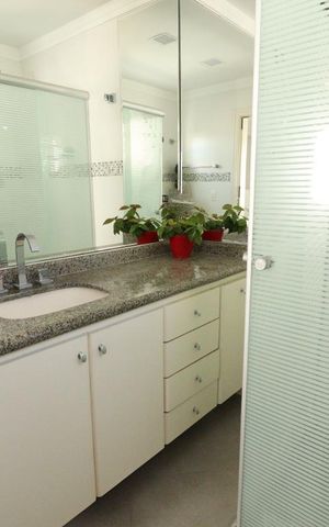 Apartamento para alugar com 108m², 3 quartos e 1 vagaBanheiro 2