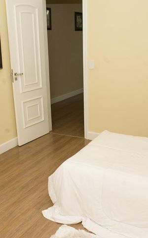 Casa à venda com 460m², 4 quartos e 3 vagasQuarto 2 com suite