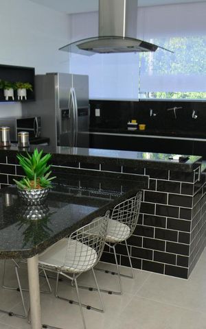 Casa à venda com 460m², 4 quartos e 3 vagasCozinha
