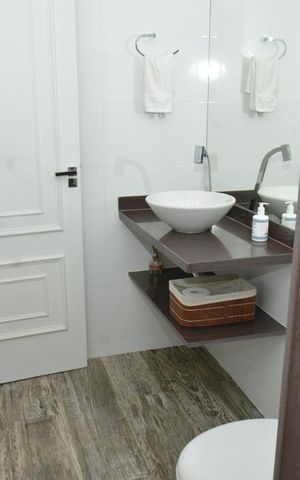 Casa à venda com 460m², 4 quartos e 3 vagasBanheiro 7