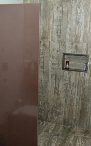 Casa à venda com 460m², 4 quartos e 3 vagasBanheiro 7