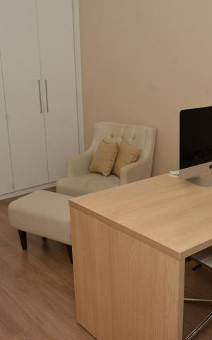 Casa à venda com 460m², 4 quartos e 3 vagasEscritorio