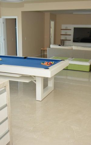 Casa à venda com 460m², 4 quartos e 3 vagasSala 2 andar de cima