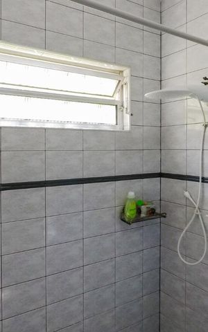Casa à venda com 170m², 3 quartos e 3 vagasQuarto 2 - suite