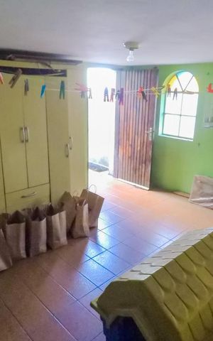 Casa à venda com 170m², 3 quartos e 3 vagasBanheiro de Serviço