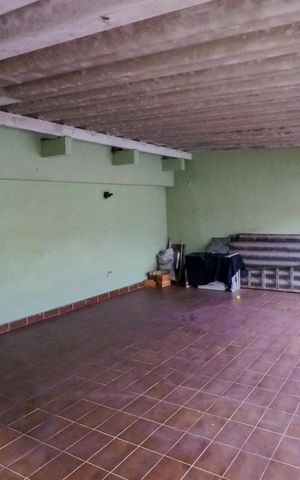 Casa à venda com 170m², 3 quartos e 3 vagasGaragem