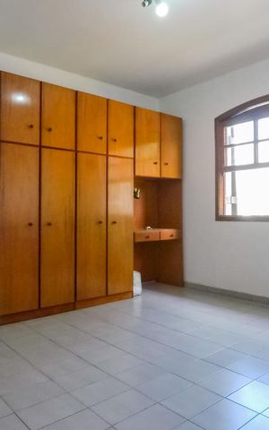 Casa à venda com 170m², 3 quartos e 3 vagasQuarto 1 - suite