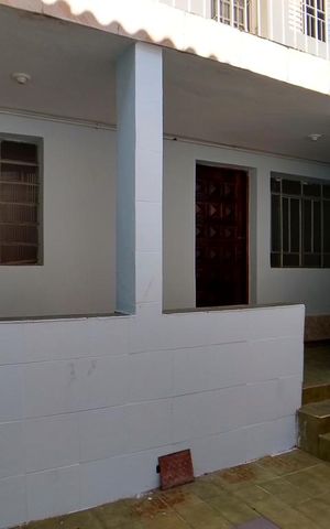 Casa à venda com 150m², 5 quartos e 1 vaga Casa à venda com 150m², 5 quartos e 1 vagaQuintal
