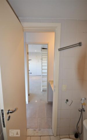 Apartamento à venda com 100m², 1 quarto e 1 vagaBanheiro da Suíte