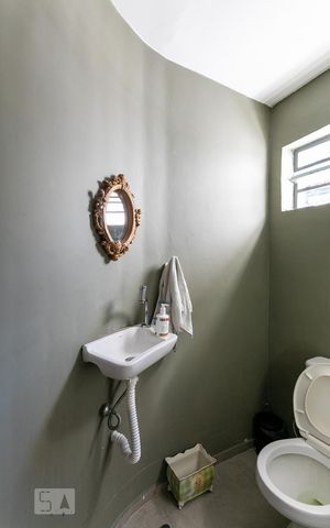 Casa à venda com 390m², 4 quartos e 4 vagas Casa à venda com 390m², 4 quartos e 4 vagasLavabo