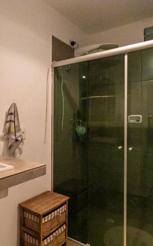 Casa à venda com 390m², 4 quartos e 4 vagas Casa à venda com 390m², 4 quartos e 4 vagasBanheiro do Quarto 1 - Suíte