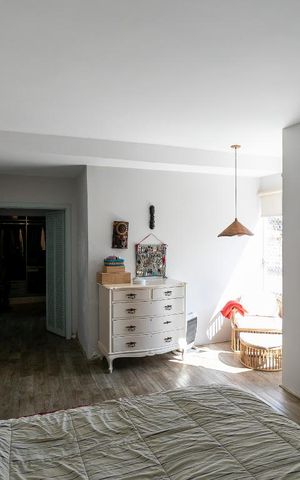 Casa à venda com 390m², 4 quartos e 4 vagas Casa à venda com 390m², 4 quartos e 4 vagasQuarto 3 - Suíte