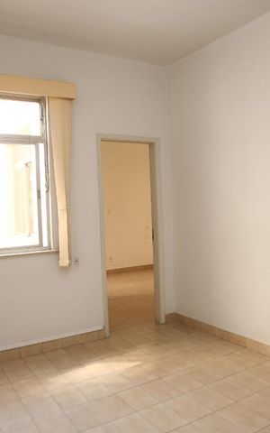 Apartamento à venda com 70m², 2 quartos e sem vagaSala