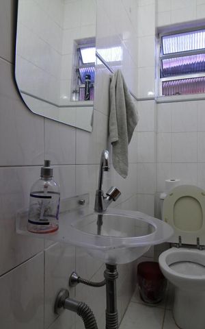 Casa à venda com 150m², 3 quartos e 2 vagasLavabo