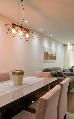 Casa à venda com 161m², 3 quartos e 2 vagasSala