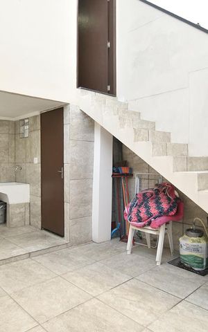 Casa à venda com 161m², 3 quartos e 2 vagasEdicula e quintal