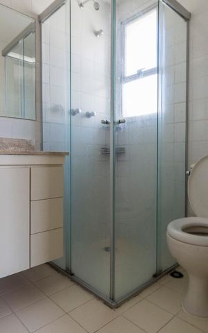 Apartamento para alugar com 70m², 2 quartos e 1 vaga Apartamento para alugar com 70m², 2 quartos e 1 vagaBanheiro da Suíte
