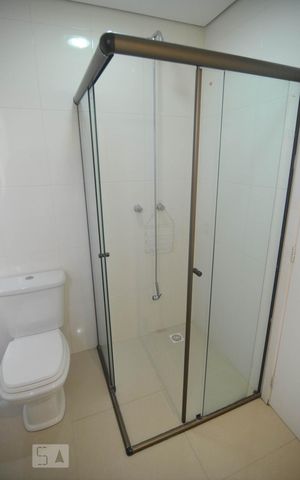 Casa para alugar com 220m², 4 quartos e 3 vagasBanheiro