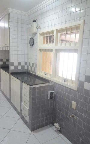 Casa para alugar com 220m², 4 quartos e 3 vagasÁrea de Serviço