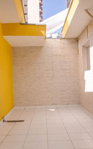 Casa à venda com 420m², 3 quartos e 8 vagas Casa à venda com 420m², 3 quartos e 8 vagasÁrea Externa