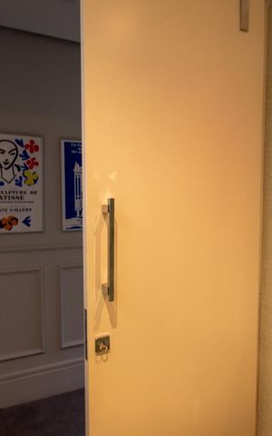 Apartamento à venda com 98m², 2 quartos e 1 vaga Apartamento à venda com 98m², 2 quartos e 1 vagaBanheiro