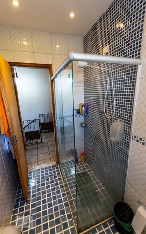 Casa à venda com 100m², 3 quartos e 2 vagas2o. Andar - Banheiro social