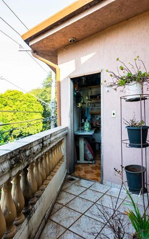 Casa à venda com 100m², 3 quartos e 2 vagas2o. Andar - Quarto 3 - Suíte/ Varanda