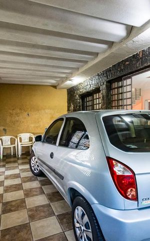 Casa à venda com 100m², 3 quartos e 2 vagasGaragem