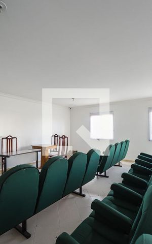 Apartamento à venda com 200m², 4 quartos e 3 vagas Apartamento à venda com 200m², 4 quartos e 3 vagasÁrea Comum