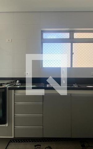 Apartamento à venda com 200m², 4 quartos e 3 vagas Apartamento à venda com 200m², 4 quartos e 3 vagasCozinha