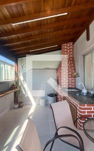 Apartamento à venda com 200m², 4 quartos e 3 vagas Apartamento à venda com 200m², 4 quartos e 3 vagasChurrasqueira Cobertura