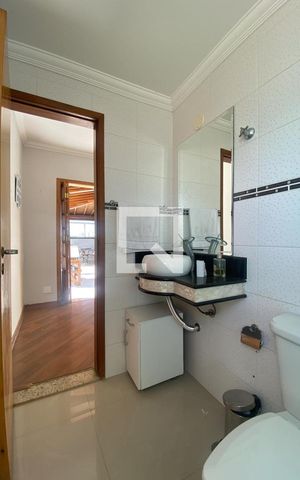 Apartamento à venda com 200m², 4 quartos e 3 vagas Apartamento à venda com 200m², 4 quartos e 3 vagasBanheiro da Suíte 2 Cobertura