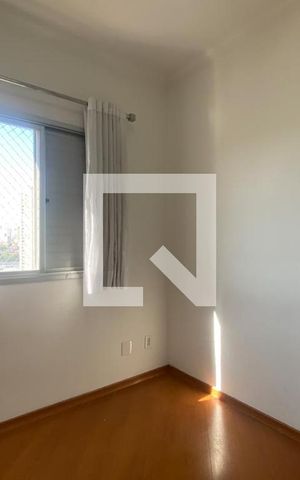 Apartamento à venda com 200m², 4 quartos e 3 vagas Apartamento à venda com 200m², 4 quartos e 3 vagasQuarto 1