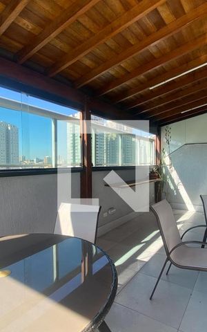 Apartamento à venda com 200m², 4 quartos e 3 vagas Apartamento à venda com 200m², 4 quartos e 3 vagasQuintal Cobertura