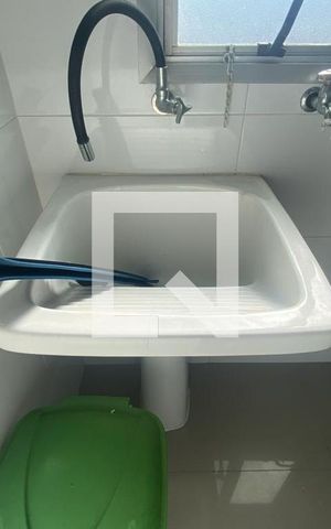 Apartamento à venda com 200m², 4 quartos e 3 vagas Apartamento à venda com 200m², 4 quartos e 3 vagasÁrea de Serviço