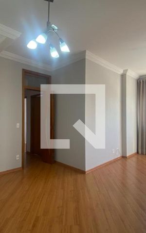 Apartamento à venda com 200m², 4 quartos e 3 vagas Apartamento à venda com 200m², 4 quartos e 3 vagasSala