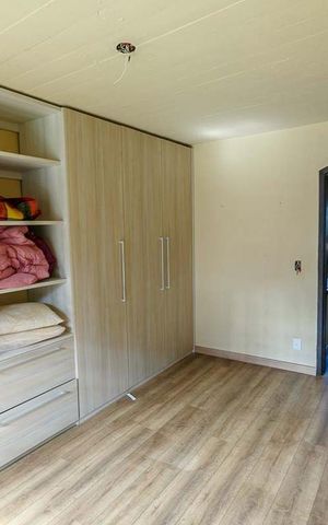 Casa à venda com 350m², 3 quartos e 2 vagas Casa à venda com 350m², 3 quartos e 2 vagasQuarto 2