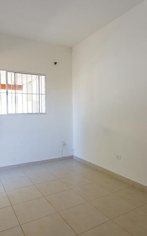 Casa para alugar com 90m², 2 quartos e 2 vagassala