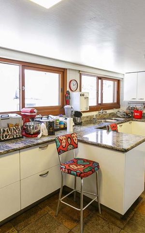 Casa para alugar com 800m², 3 quartos e 5 vagas Casa para alugar com 800m², 3 quartos e 5 vagasCozinha
