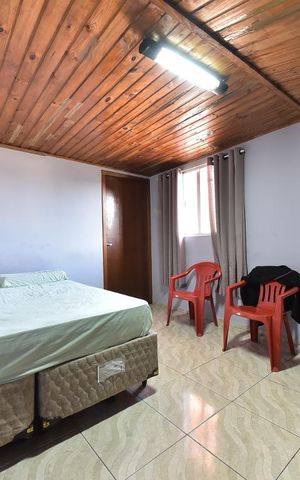 Casa à venda com 400m², 3 quartos e 2 vagas Casa à venda com 400m², 3 quartos e 2 vagasQuarto - 3° Andar