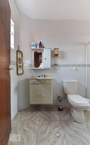 Casa à venda com 400m², 3 quartos e 2 vagas Casa à venda com 400m², 3 quartos e 2 vagasBanheiro da Suíte 2