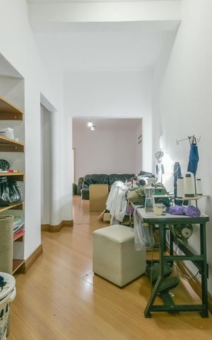 Apartamento à venda com 93m², 2 quartos e sem vaga Apartamento à venda com 93m², 2 quartos e sem vagaSala