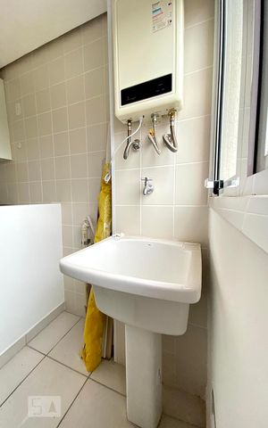 Apartamento para alugar com 80m², 2 quartos e 1 vaga Apartamento para alugar com 80m², 2 quartos e 1 vagaÁrea de Serviço