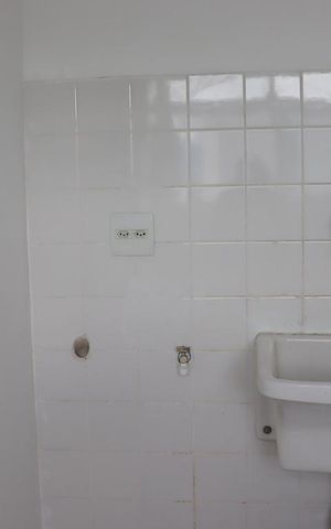 Apartamento à venda com 68m², 2 quartos e 1 vagaÁrea de serviço