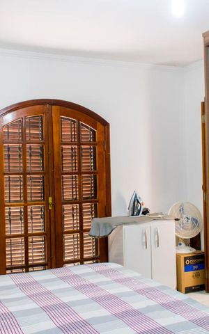 Casa à venda com 268m², 6 quartos e 1 vaga Casa à venda com 268m², 6 quartos e 1 vagaQuarto 1 - Suíte